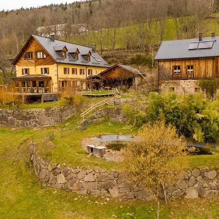 Pensionat La Grange D'hannah - & D'hotes De Charme