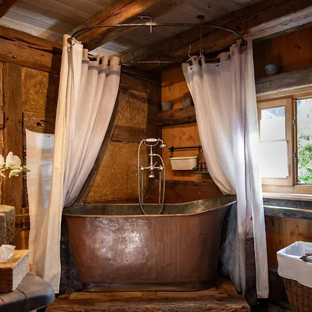La Grange D'hannah - Gîte&chambre D’hôtes De Charme