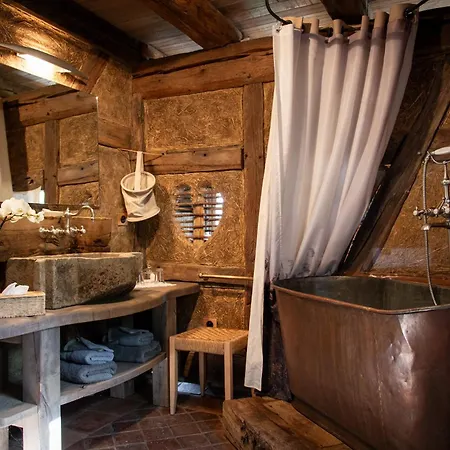 La Grange D'hannah - & D'hotes De Charme Orbey