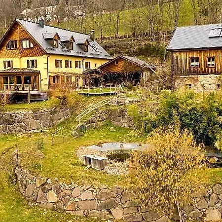 La Grange D'hannah - & D'hotes De Charme 3*