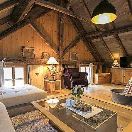 La Grange D'hannah - & D'hotes De Charme 3*